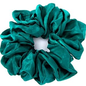 Emerald Giant Scrunchie NWOT